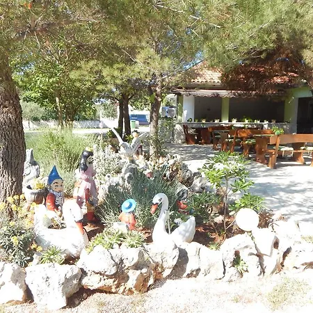 Parco vacanze Camp Marina Lozovac